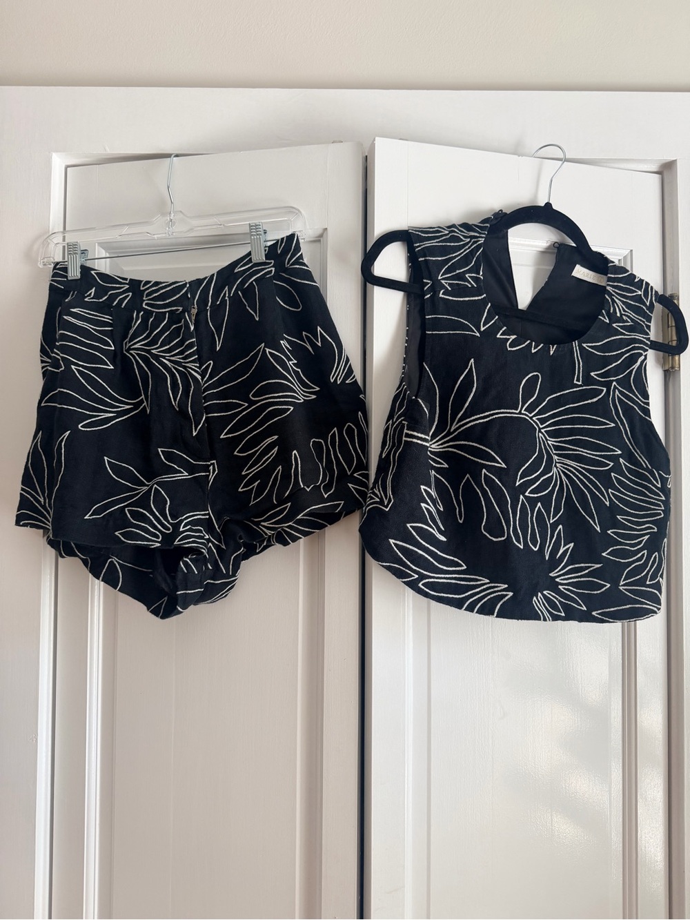 Marie Oliver Wildflower Set Blanche Shorts & Davis Top Black White Floral S